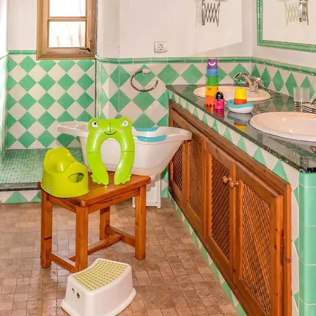 ヴィラ Vina Maria *